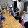 Volksschule und Kindergarten zu Besuch
