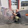Kindergartenbesuch bei der Feuerwehr